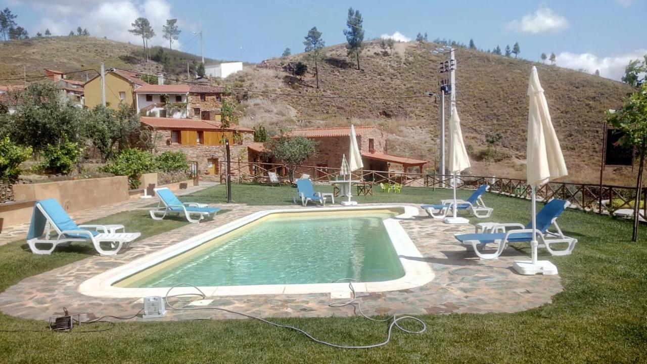 Villa Refúgio do Raposo/CASA Altair Montes da Senhora Exterior foto